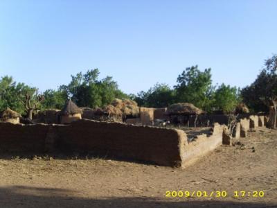 14-kkore-banamba-falu9.jpg